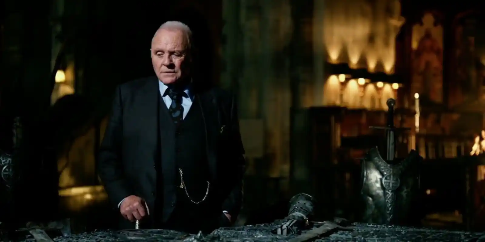 Sir Anthony Hopkins in „Transformers: The Last Knight”