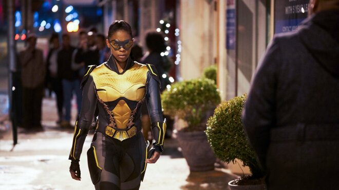 Black Lightning 01x11 - Black Jesus: Das Buch der Kreuzigung