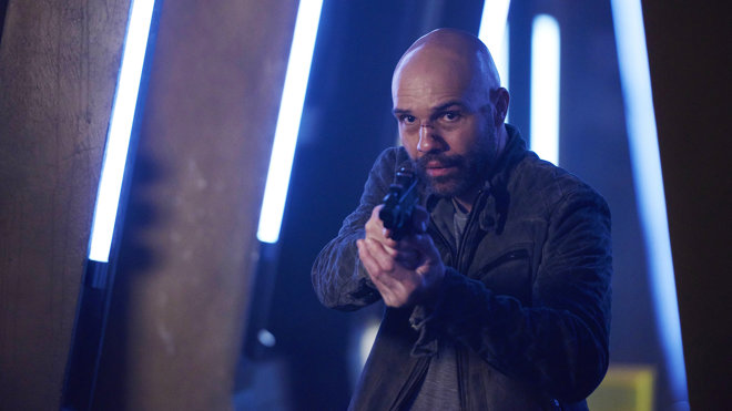 Dark Matter 01x11 - Episode Elf