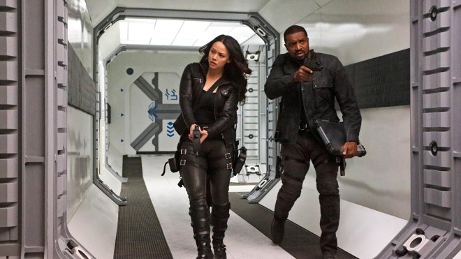 Dark Matter 03x02 - Es muss nicht so sein