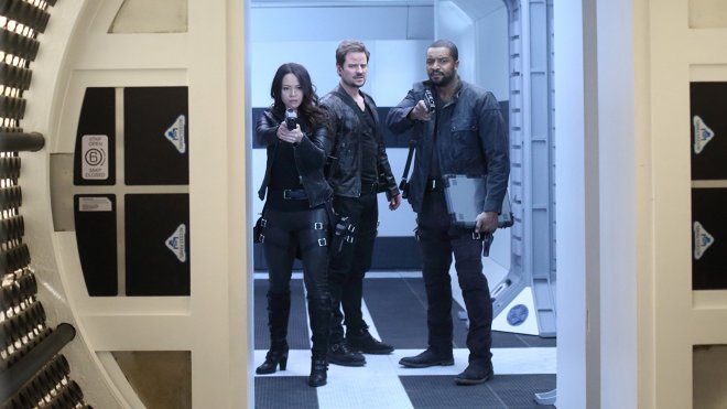 Dark Matter 03x02 - Es muss nicht so sein