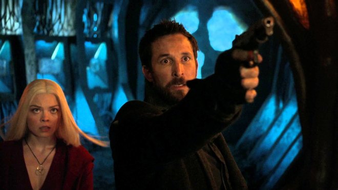 Falling Skies 04x12 - Mitten ins Herz