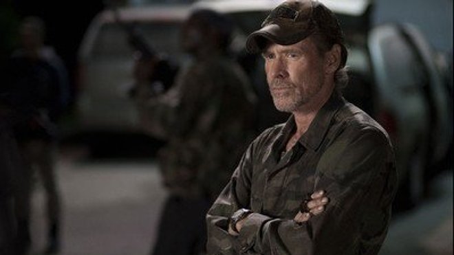 Falling Skies 01x02 - Das Arsenal