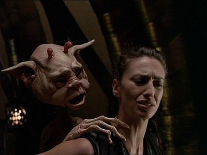 Farscape 02x14 - Vorsicht - Bissiger Parasit