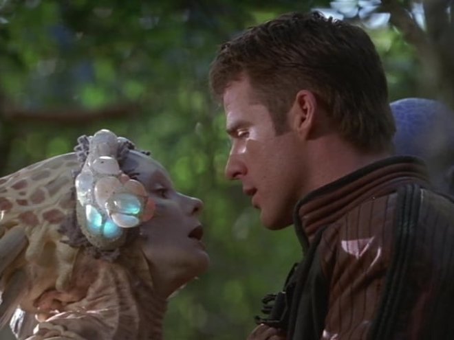 Farscape 01x21 - Flora Und Diese Fleischfressenden Wesen