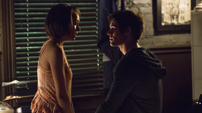 Vampire Diaries 05x18 - Die Invasion