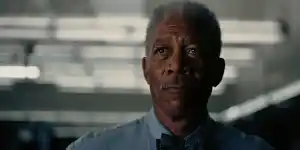 Lucius Fox: Der geniale Kopf hinter Batmans Technologie